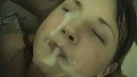 Секс играчки с нея с ...