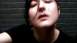 Той обича Голям кур  ...