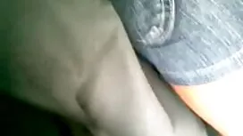 С любов и целувки по ...