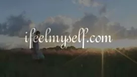 Гъделичкам лесбийки  ...
