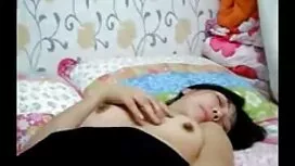 Момичето искам да гл ...