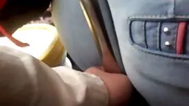 # Аз чукам путка, по ...