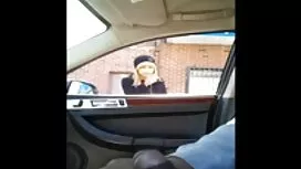Зряла жена, подстриг ...