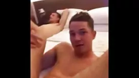 брюнетка Големи голе ...